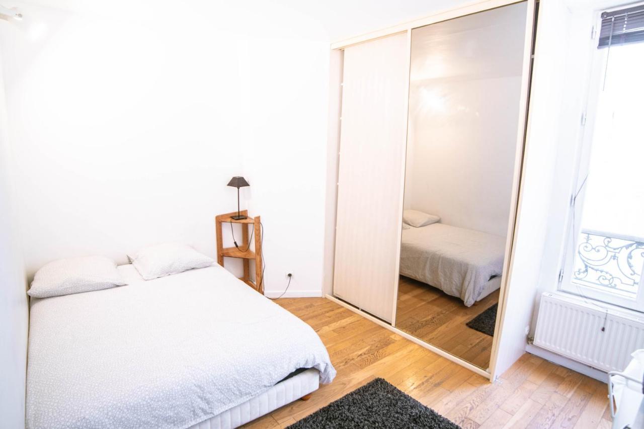 Appartement Montmartre Chappe Paris Extérieur photo